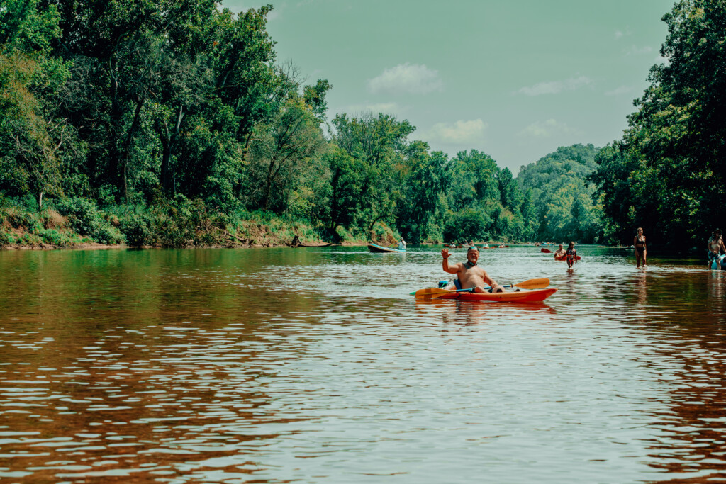 Gallery kayaking